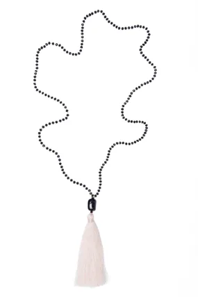 Bead Necklace (Black & White)