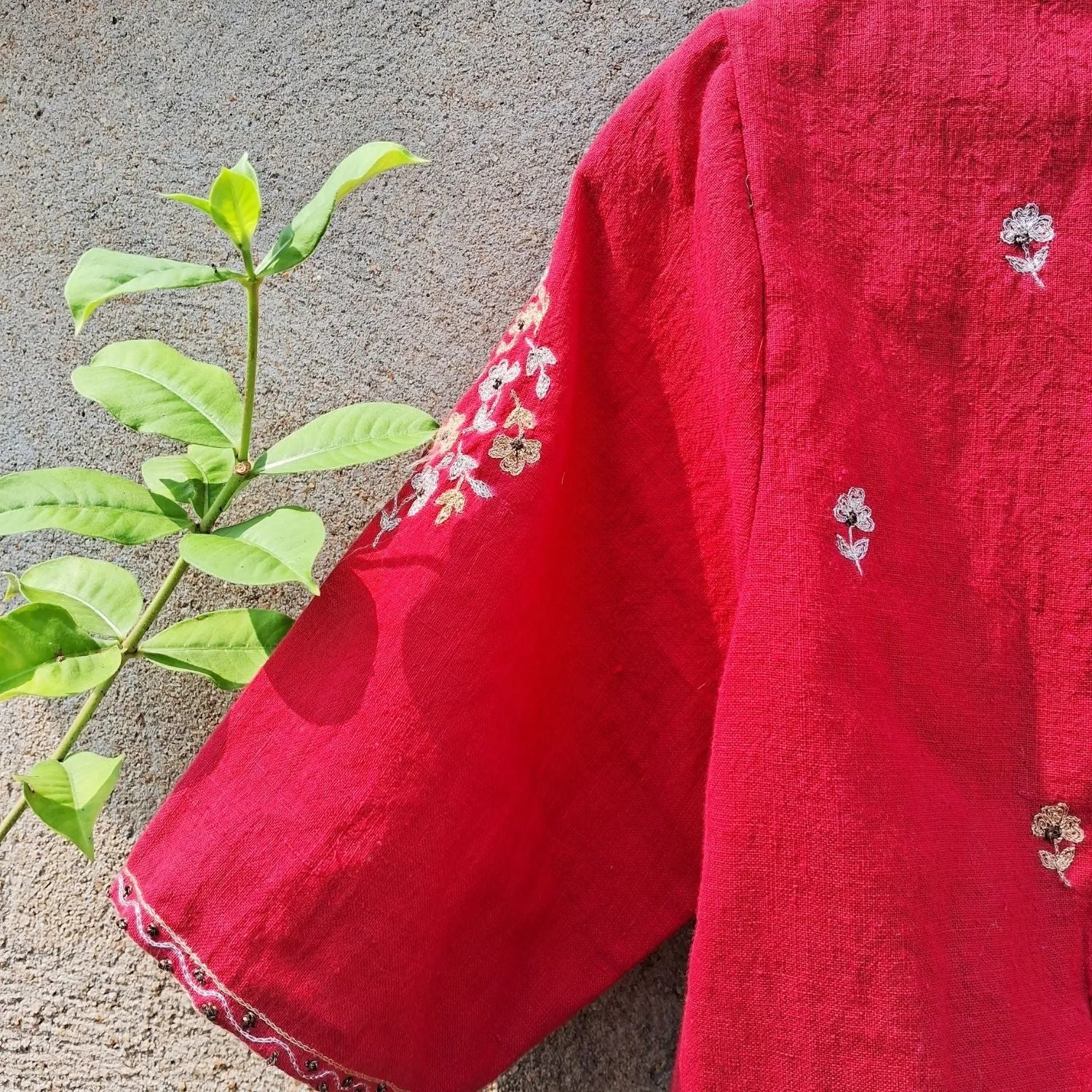 Embroidered Saree Blouse For Women | Cotton Muslin | Smart Design | Vibrant Red