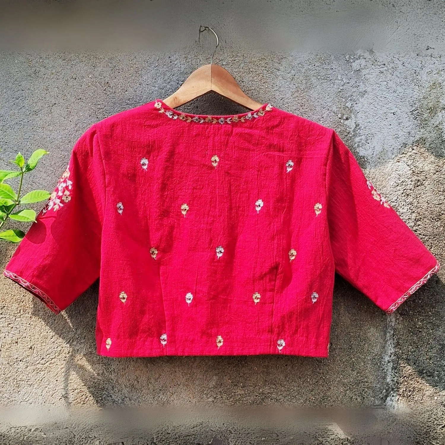 Embroidered Saree Blouse For Women | Cotton Muslin | Smart Design | Vibrant Red