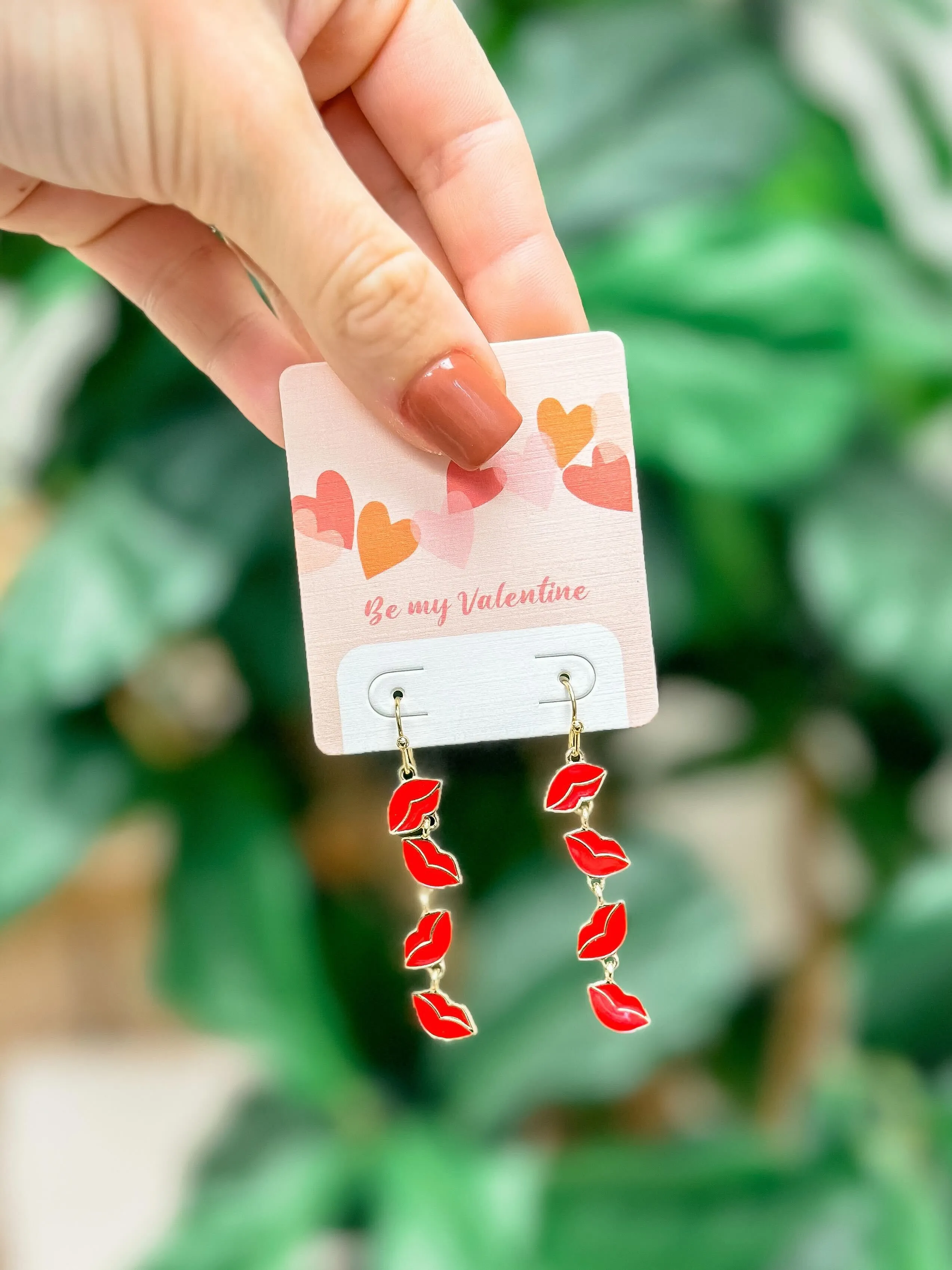 Enamel Lips Dangle Earrings