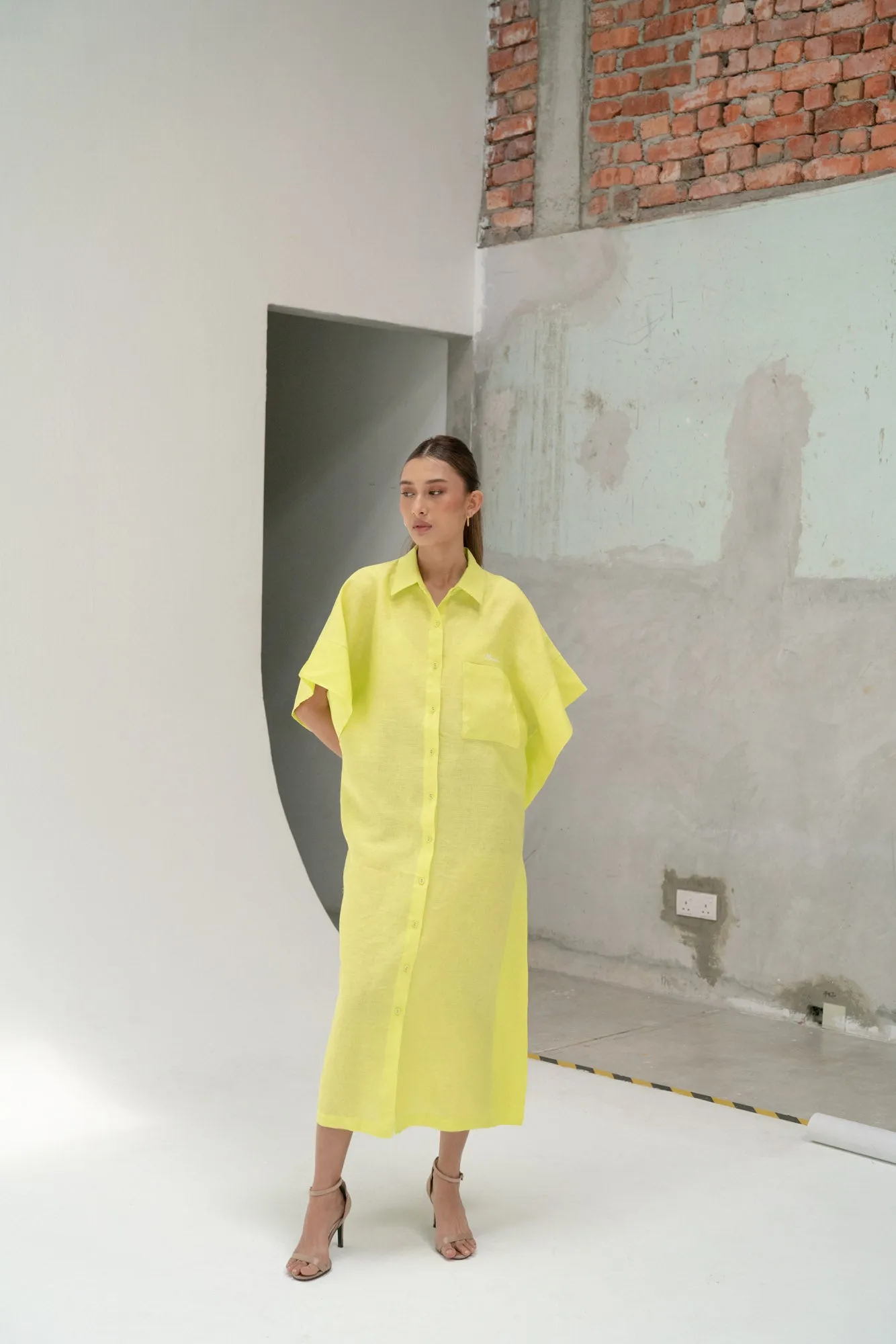 Hailey Linen Dress in Lime