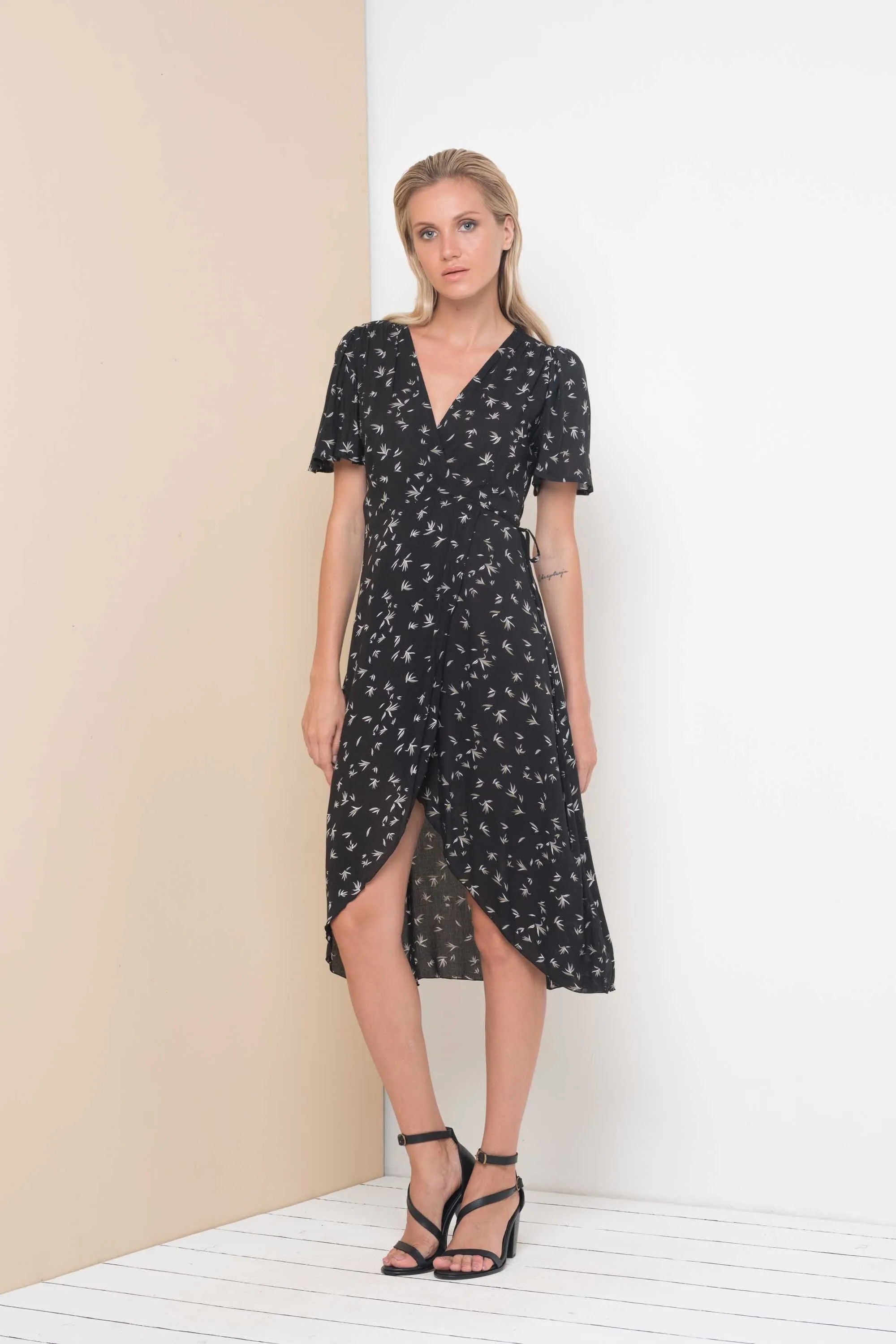 Pre-Order Curve Agung Dress