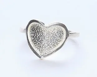 "FILLED IN" HEART - GOLD