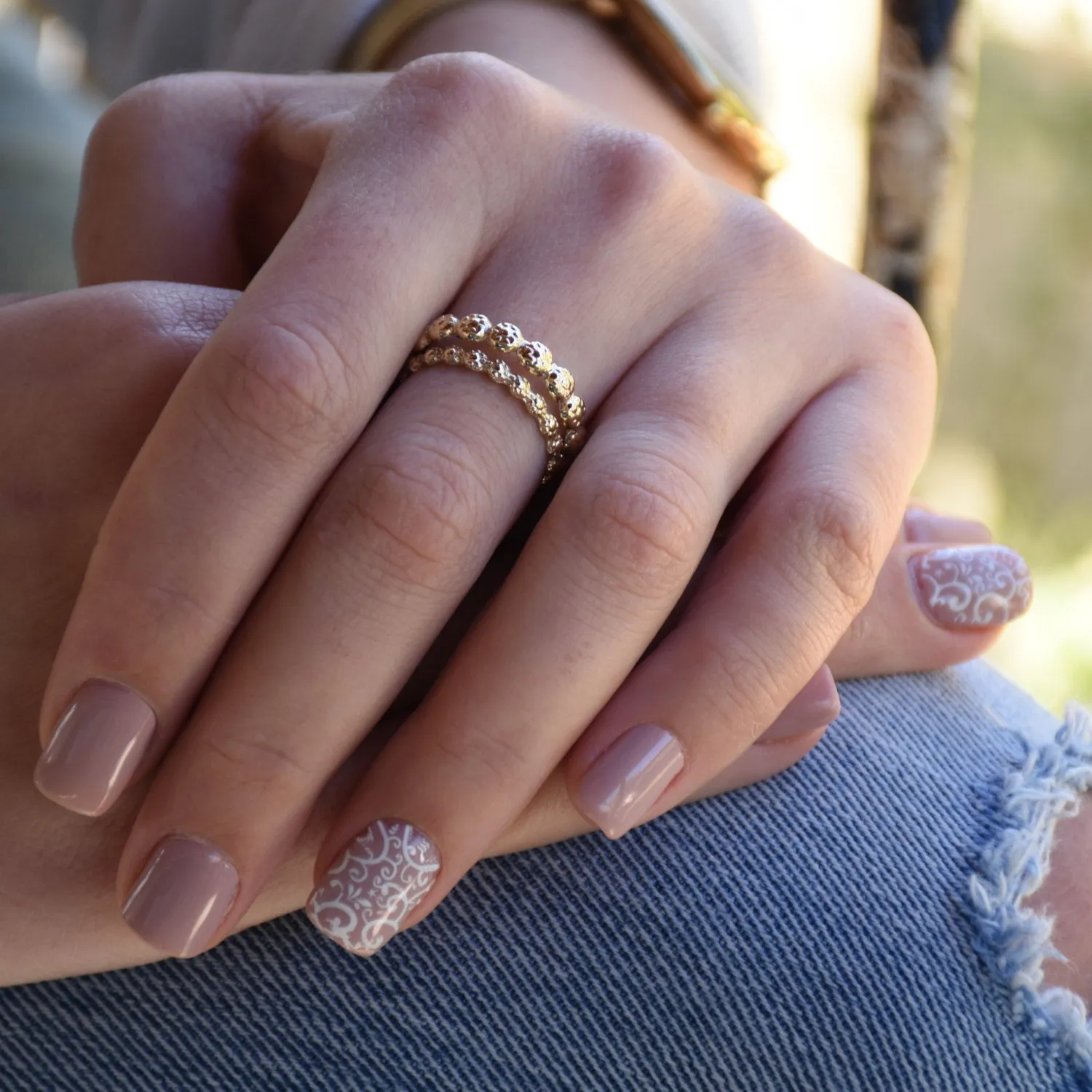 RG1004 Dainty flowers eternity ring